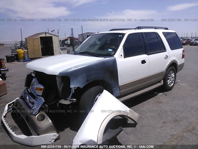 1FMJU1H58BEF38798 - 2011 FORD EXPEDITION XLT/KING RANCH WHITE photo 2