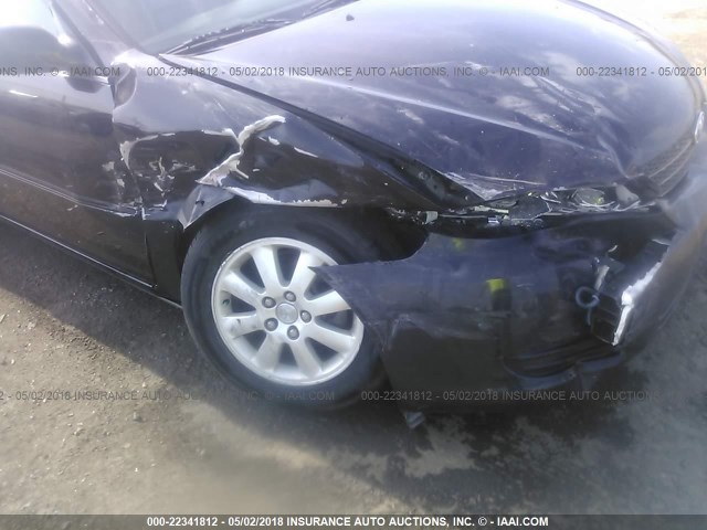 4T1BE30K32U072170 - 2002 TOYOTA CAMRY LE/XLE/SE BLACK photo 6