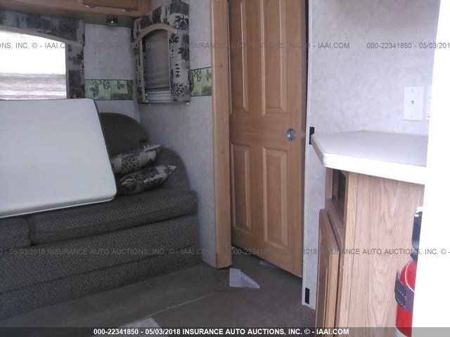 4X4TRLG236D808477 - 2006 FOREST RIVER ROCKWOOD  白色 照片 5