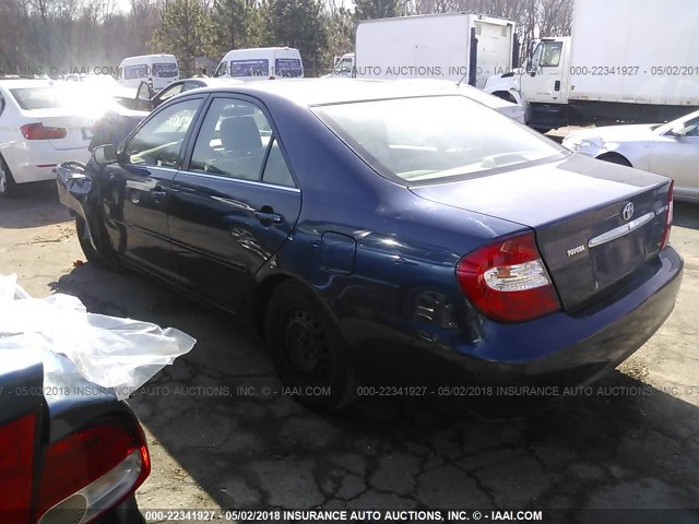 4T1BE32K64U379056 - 2004 TOYOTA CAMRY LE/XLE/SE ლურჯი ფოტო 3