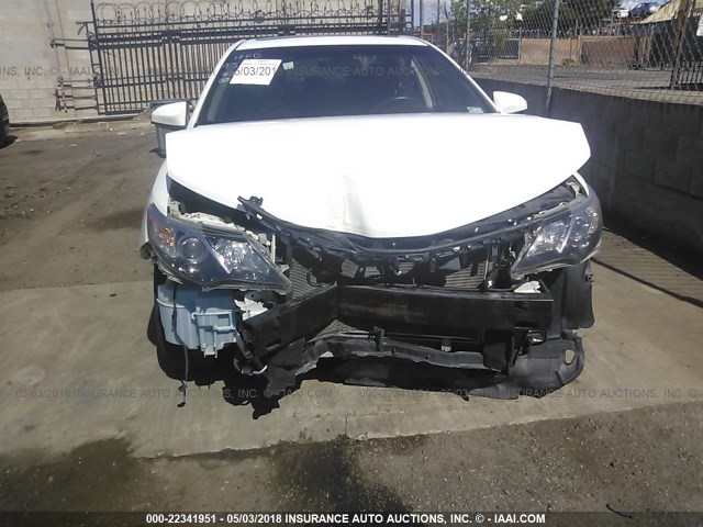 4T1BF1FK8CU503712 - 2012 TOYOTA CAMRY SE/LE/XLE 白色 照片 6