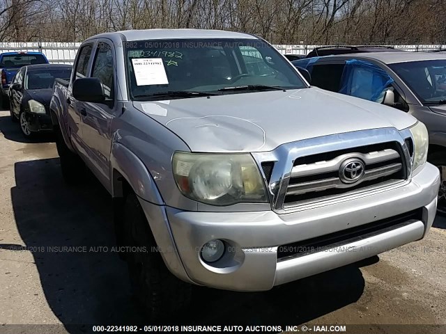 3TMLU4ENXAM045233 - 2010 TOYOTA TACOMA DOUBLE CAB SILVER photo 1