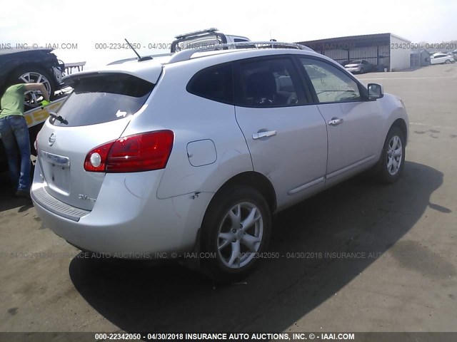 JN8AS5MV6BW671310 - 2011 NISSAN ROGUE S/SV/KROM SILVER photo 4