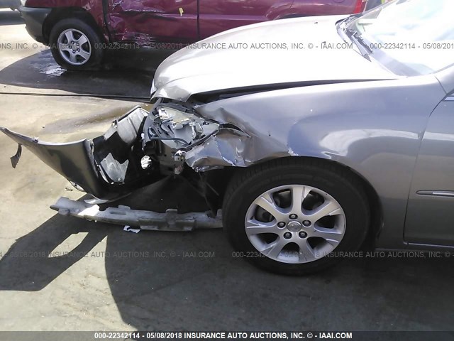 4T1BF30K26U631128 - 2006 TOYOTA CAMRY LE/XLE/SE ნაცრისფერი ფოტო 6