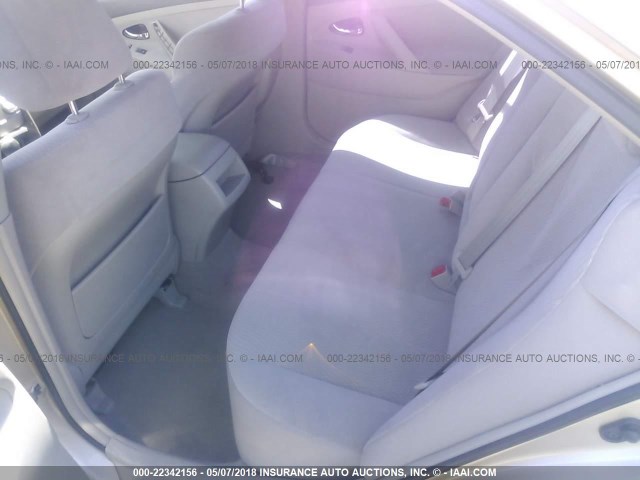 4T4BF3EK4BR091564 - 2011 TOYOTA CAMRY SE/LE/XLE GOLD photo 8