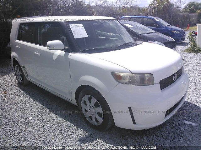JTLKE50E881010420 - 2008 TOYOTA SCION XB WHITE photo 1