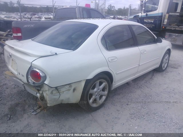 JN1DA31DX2T418961 - 2002 NISSAN MAXIMA GLE/GXE/SE WHITE photo 4