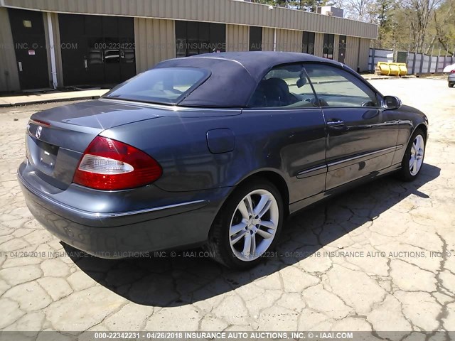 WDBTK56F27T078206 - 2007 MERCEDES-BENZ CLK 350 GRAY photo 4