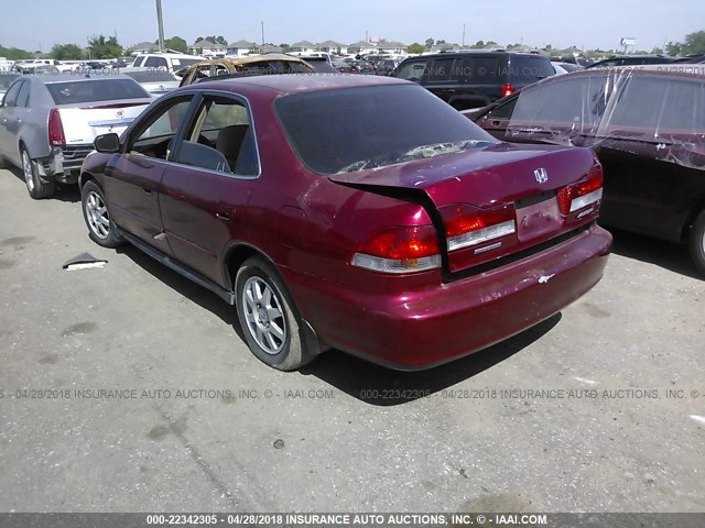 1HGCG56792A051084 - 2002 HONDA ACCORD SE RED photo 3