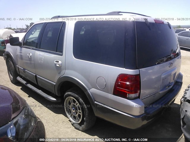 1FMPU15L54LA84747 - 2004 FORD EXPEDITION XLT SILVER photo 3