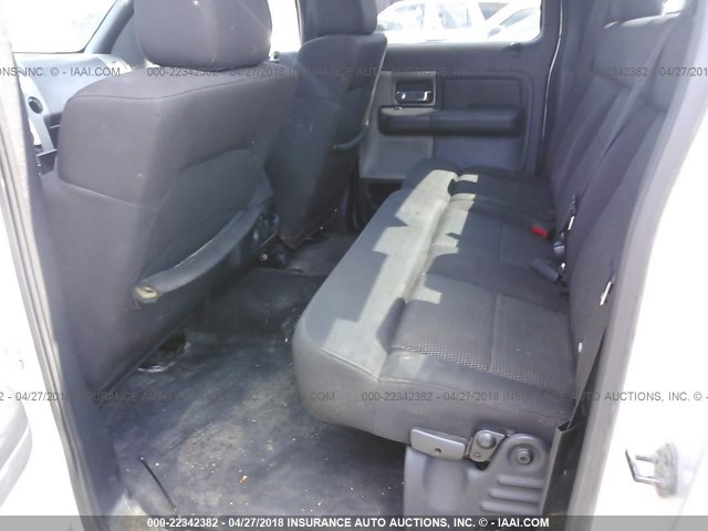 1FTPW14554FA16240 - 2004 FORD F150 SUPERCREW SILVER photo 8