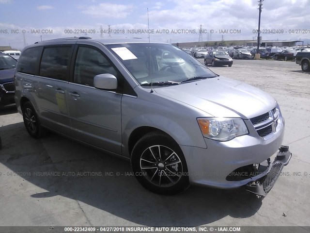 2C4RDGCG7HR786510 - 2017 DODGE GRAND CARAVAN SXT SILVER photo 1