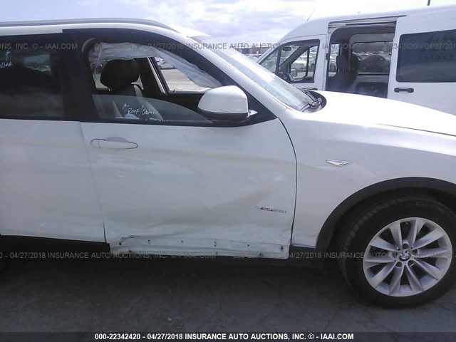 5UXWX9C58H0T00882 - 2017 BMW X3 XDRIVE28I WHITE photo 6