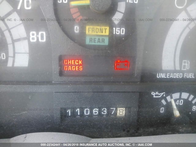 1GBK7H1D6XJ100827 - 1999 CHEVROLET C-SERIES C7H042 WHITE photo 6