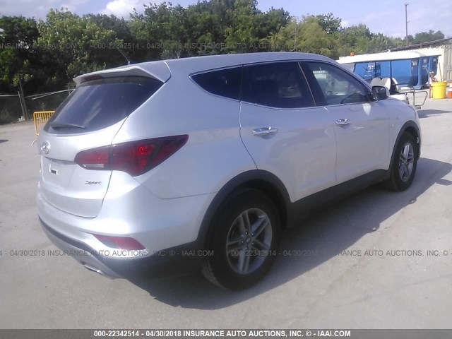 5XYZT3LB6JG568973 - 2018 HYUNDAI SANTA FE SPORT  SILVER photo 4