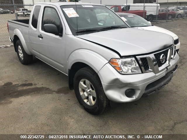 1N6AD0CW5CC445598 - 2012 NISSAN FRONTIER SV/PRO-4X SILVER photo 1