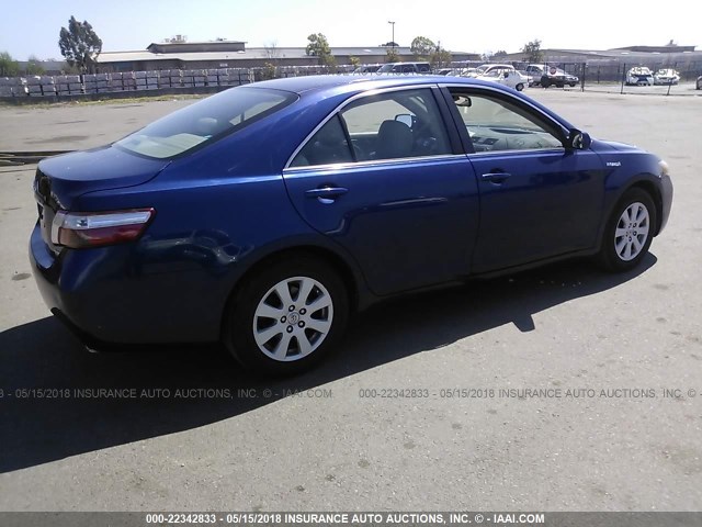 4T1BB46K77U020246 - 2007 TOYOTA CAMRY NEW GENERATION HYBRID BLUE photo 4