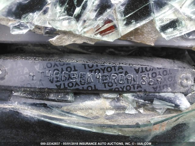 4T4BF3EK4BR091869 - 2011 TOYOTA CAMRY SILVER photo 9