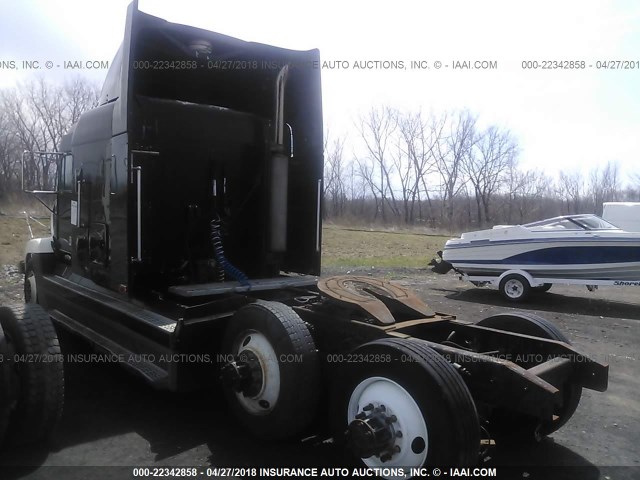 1FUYDDYB11LH31505 - 2001 FREIGHTLINER CONVENTIONAL FLD120 BLACK photo 3