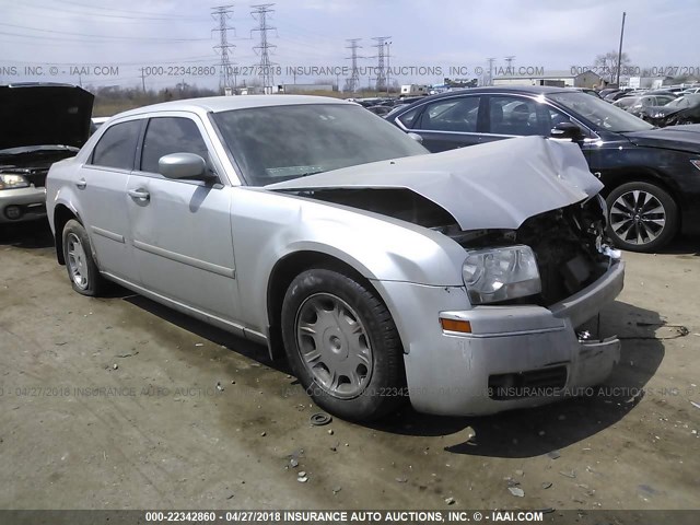 2C3KA53G96H537986 - 2006 CHRYSLER 300 TOURING SILVER photo 1