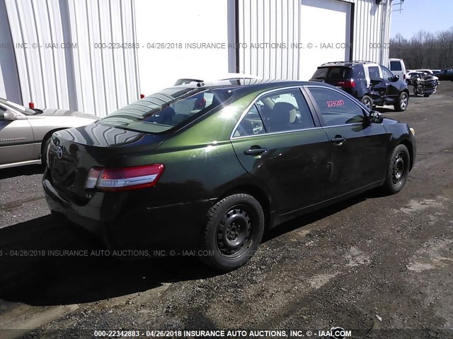 4T1BF3EK9BU581752 - 2011 TOYOTA CAMRY SE/LE/XLE GREEN photo 4