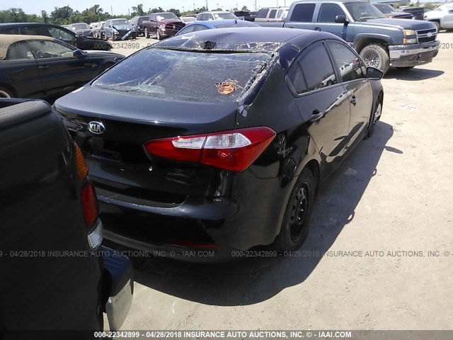 KNAFK4A60F5316344 - 2015 KIA FORTE LX BLACK photo 4