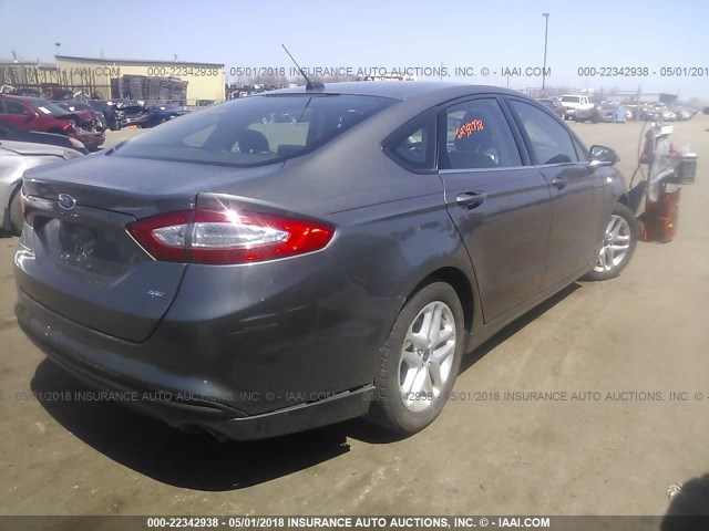 3FA6P0H77DR218830 - 2013 FORD FUSION SE GRAY photo 4