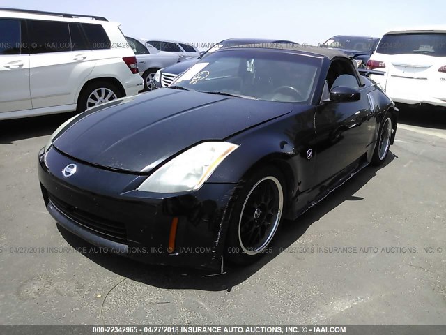 JN1AZ36A25M952349 - 2005 NISSAN 350Z ROADSTER BLACK photo 2