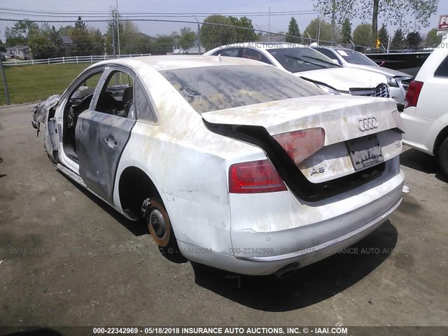 WAUAVAFD0BN024338 - 2011 AUDI A8 QUATTRO WHITE photo 3