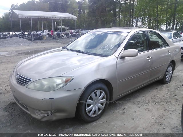4T1BE32K65U408251 - 2005 TOYOTA CAMRY LE/XLE/SE GOLD photo 2
