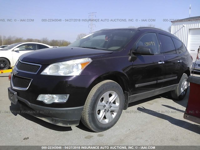 1GNLVEED9AS136227 - 2010 CHEVROLET TRAVERSE LS MAROON photo 2