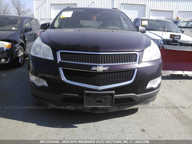 1GNLVEED9AS136227 - 2010 CHEVROLET TRAVERSE LS MAROON photo 6