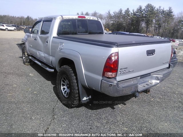 5TEMU52N97Z343265 - 2007 TOYOTA TACOMA DOUBLE CAB LONG BED SILVER photo 3