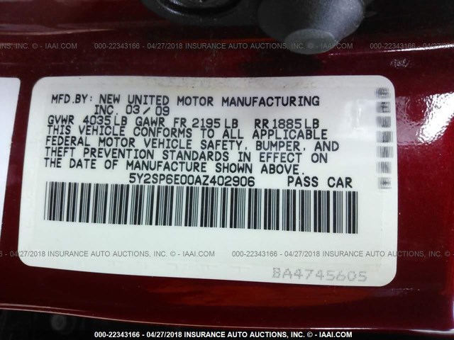 5Y2SP6E00AZ402906 - 2010 PONTIAC VIBE RED photo 9