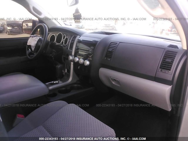 5TFRY5F16DX138622 - 2013 TOYOTA TUNDRA DOUBLE CAB SR5 SILVER photo 5