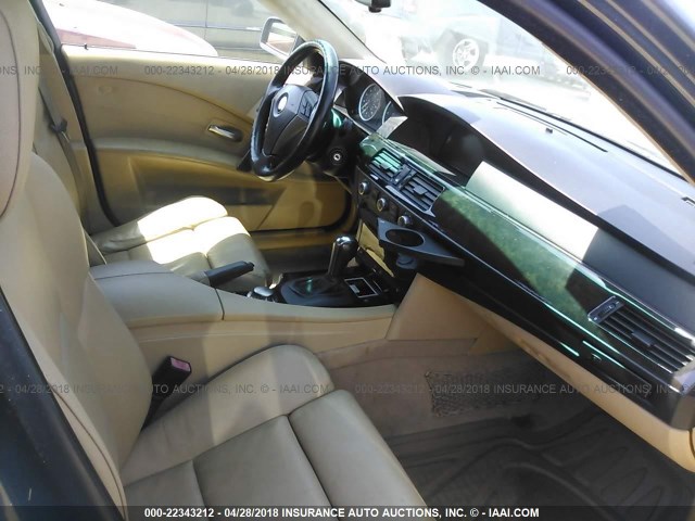 WBANB33585CN65205 - 2005 BMW 545 I GREEN photo 5