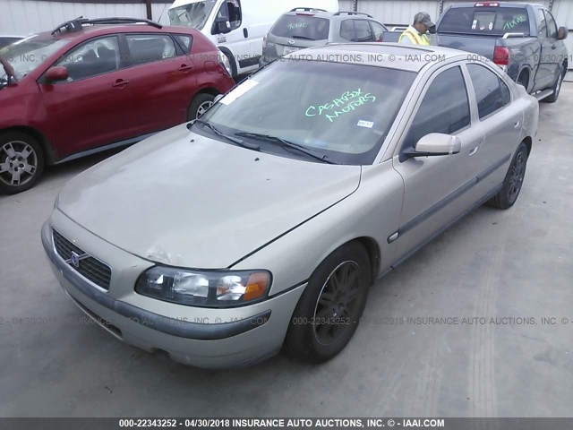 YV1RS61T542325096 - 2004 VOLVO S60 BEIGE photo 2