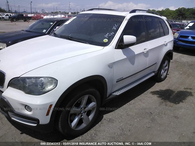 5UXFE43549L271678 - 2009 BMW X5 XDRIVE30I WHITE photo 2