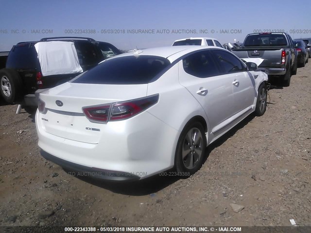 KNAGN4AD1G5099317 - 2016 KIA OPTIMA HYBRID WHITE photo 4