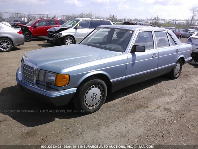 WDBCA35E7KA437473 - 1989 MERCEDES-BENZ 420 SEL Light Blue photo 2