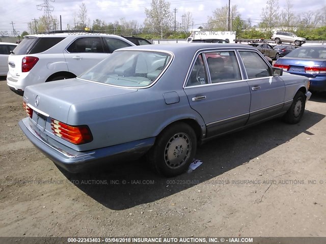 WDBCA35E7KA437473 - 1989 MERCEDES-BENZ 420 SEL Light Blue photo 4