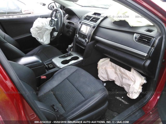 4T1BF1FK7DU665171 - 2013 TOYOTA CAMRY L/SE/LE/XLE 红色 照片 5