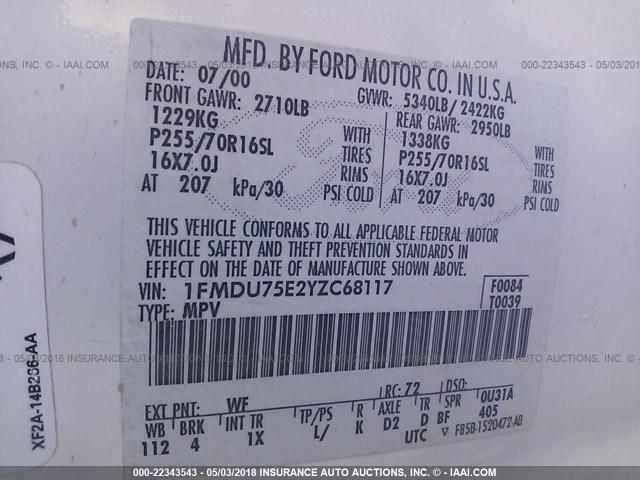 1FMDU75E2YZC68117 - 2000 FORD EXPLORER LIMITED WHITE photo 9