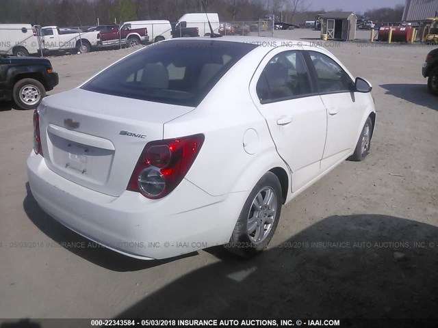 1G1JA5SHXC4210662 - 2012 CHEVROLET SONIC LS 白色 照片 4