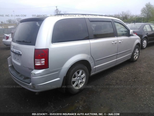2A4RR5D16AR176484 - 2010 CHRYSLER TOWN & COUNTRY TOURING SILVER photo 4