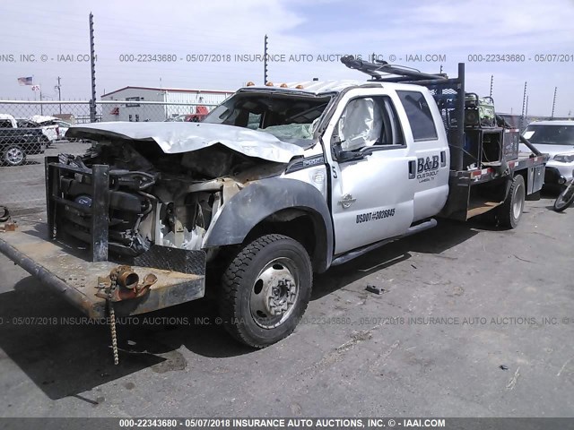 1FD0W5HT2EEB34167 - 2014 FORD F550 SUPER DUTY SILVER photo 2