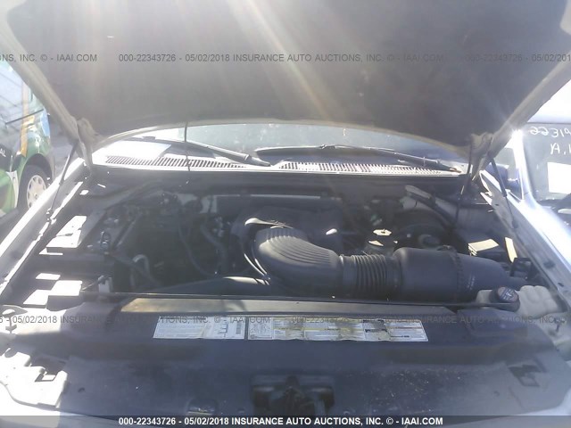 1FMPU16L81LA54460 - 2001 FORD EXPEDITION XLT ვერცხლისფერი ფოტო 10