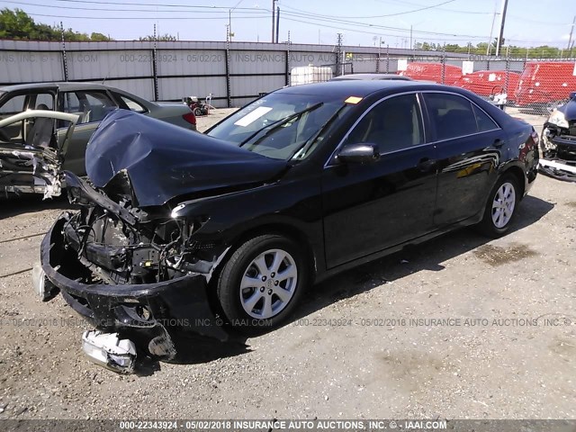 4T4BF3EK3BR210706 - 2011 TOYOTA CAMRY SE/LE/XLE BLACK photo 2
