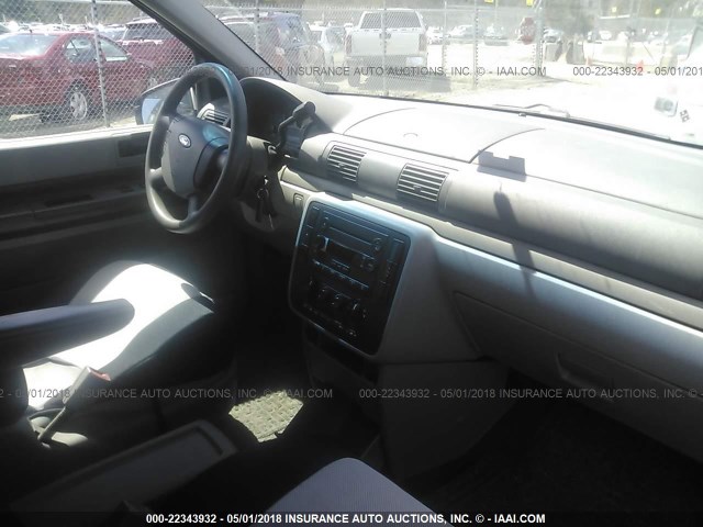 2FMZA51604BB08638 - 2004 FORD FREESTAR SE BLUE photo 5