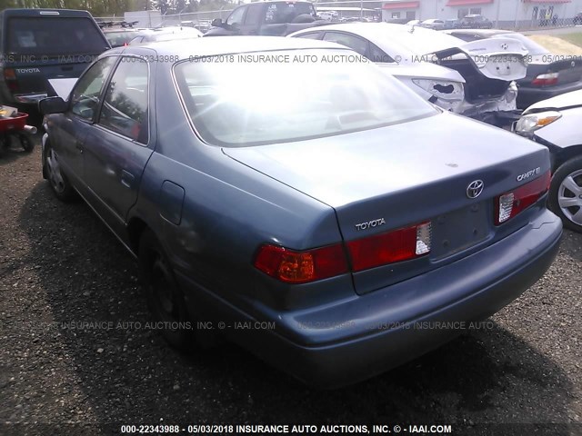 4T1BG22K81U795318 - 2001 TOYOTA CAMRY CE/LE/XLE BLUE photo 3